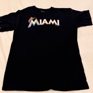 Miami Marlins Black T-Shirt Size Large